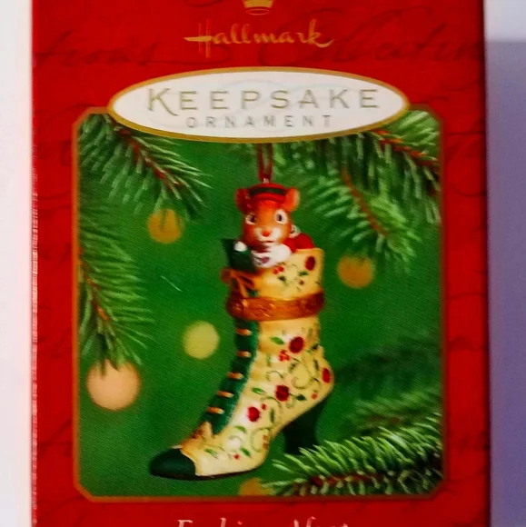 Hallmark Keepsake Ornament Fashion A Foot 2001 - Picture 4 of 11